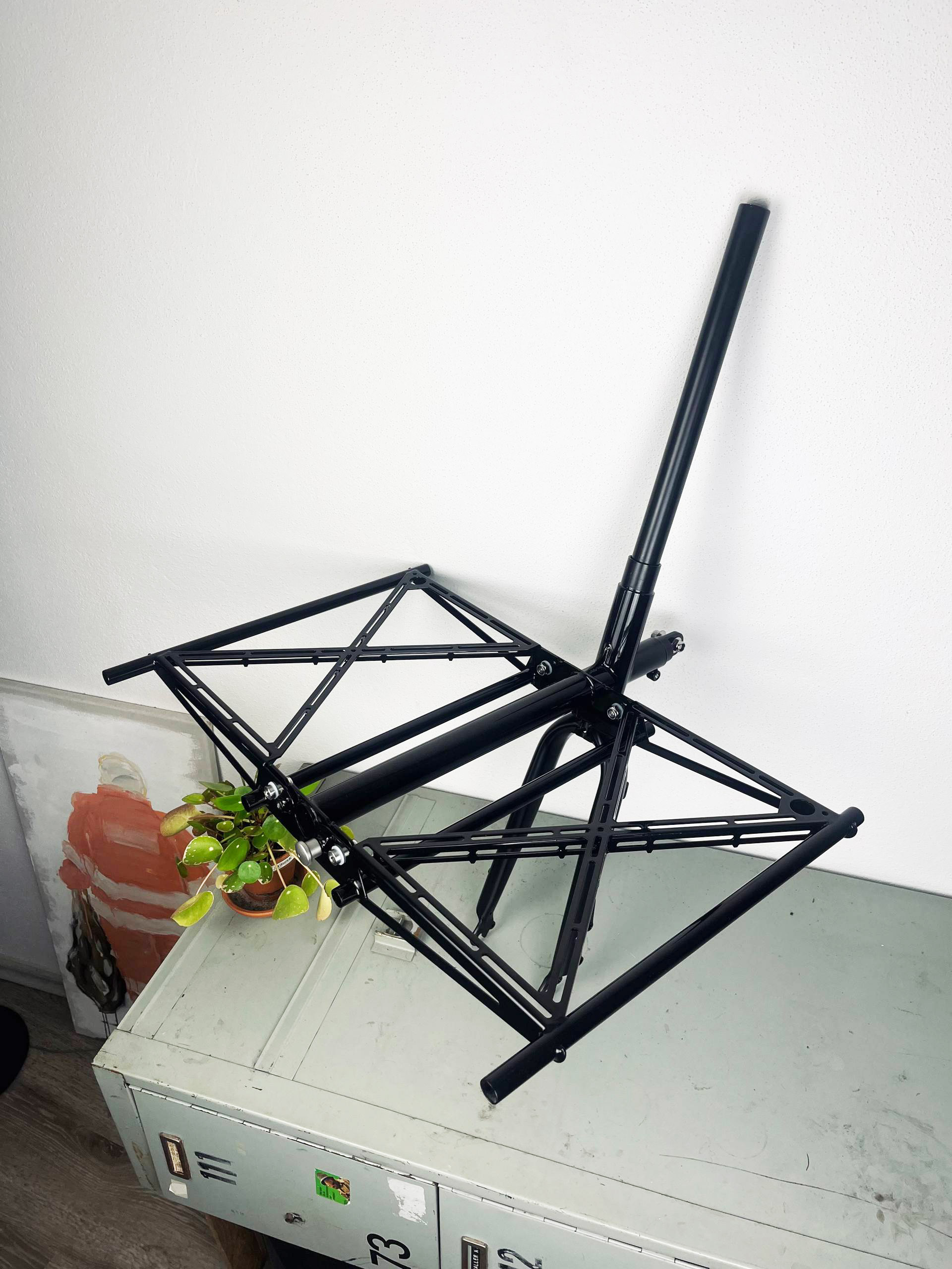 PREORDER - Elephant Cargo Fork - Image 2