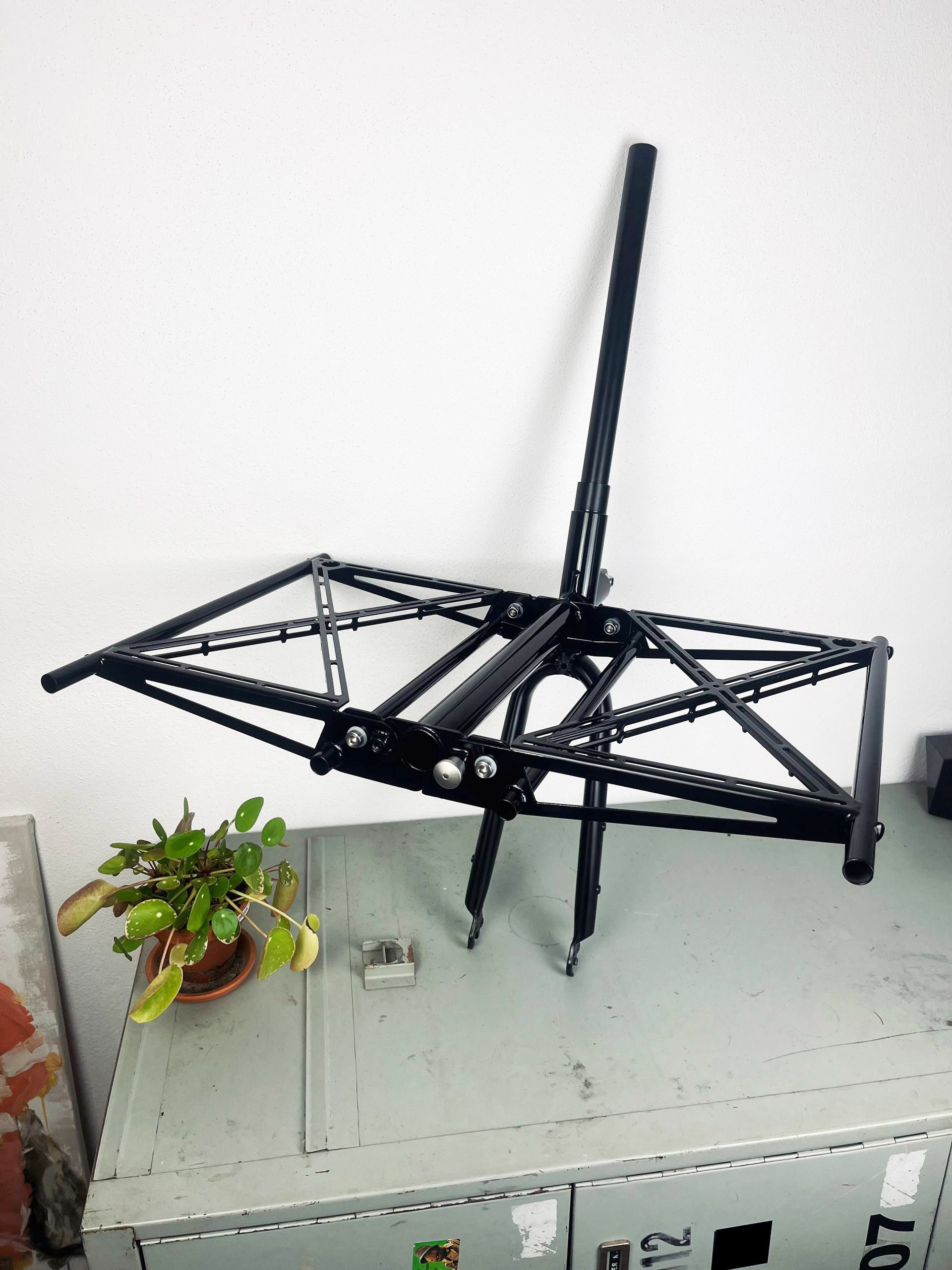 PREORDER - Elephant Cargo Fork